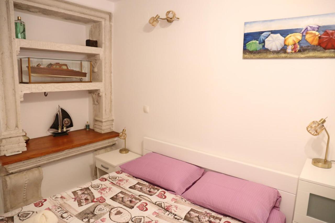 Sailboat House Apartment Korcula Town Exterior photo
